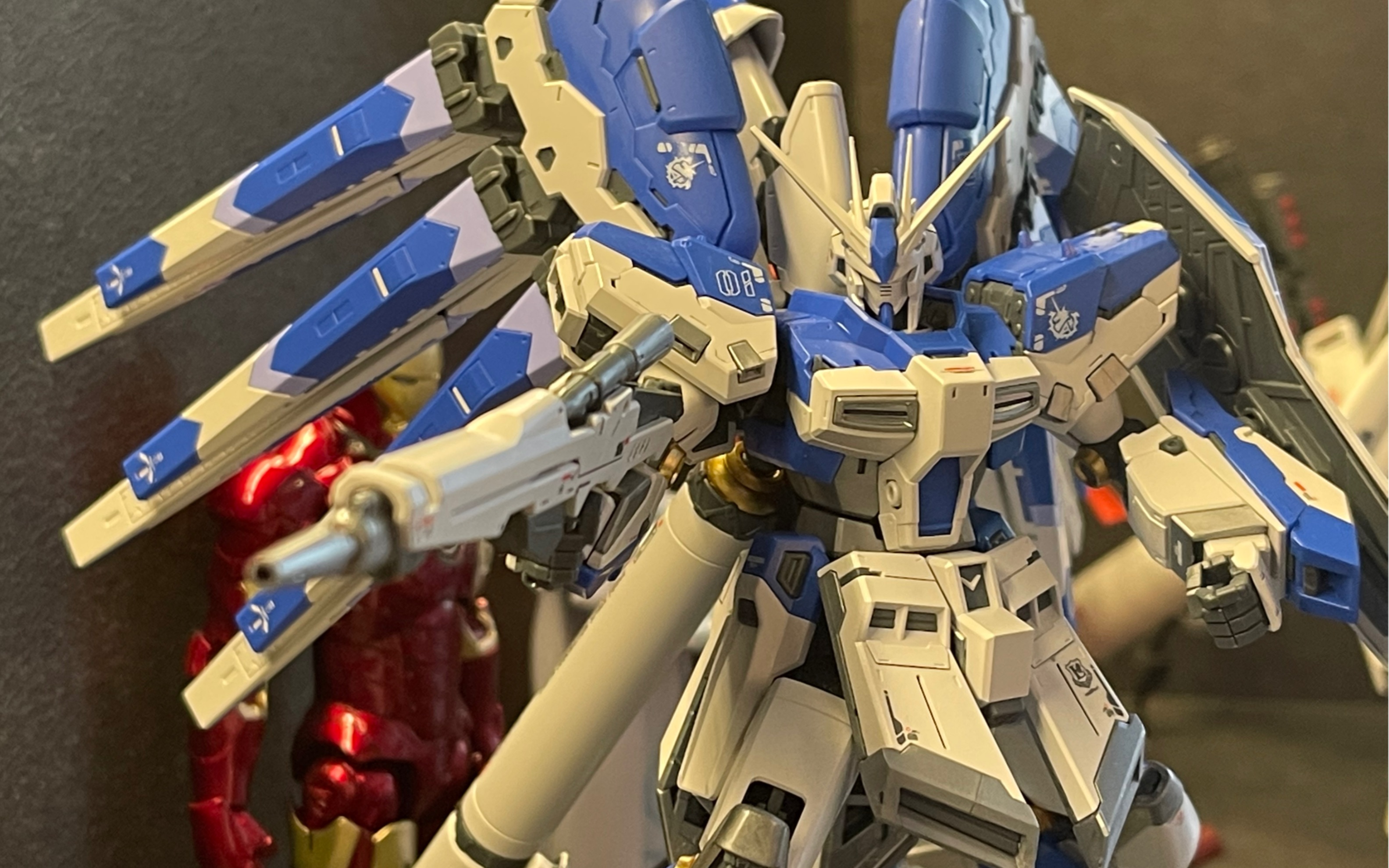 高达模型,手办爆柜,两种风格