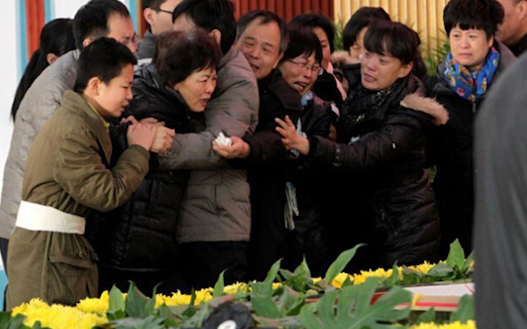 继李咏离世后,又一主持人去世,吞大量安眠药头套塑料袋死状凄惨