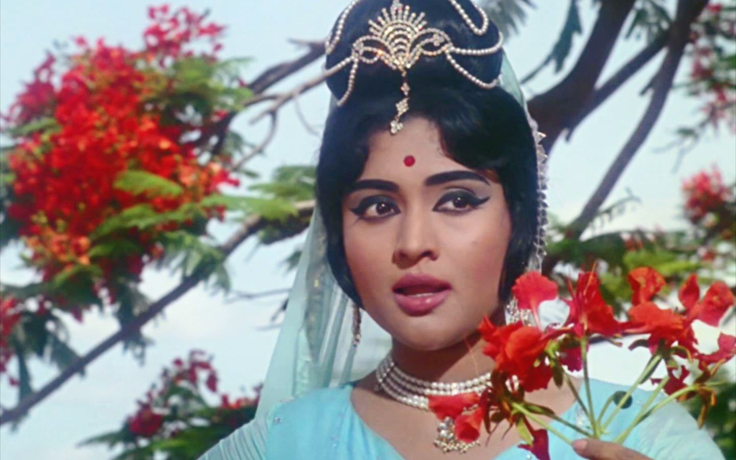 [图]中字印度歌舞《蝶儿飞》Vyjayanthimala, Mumtaz