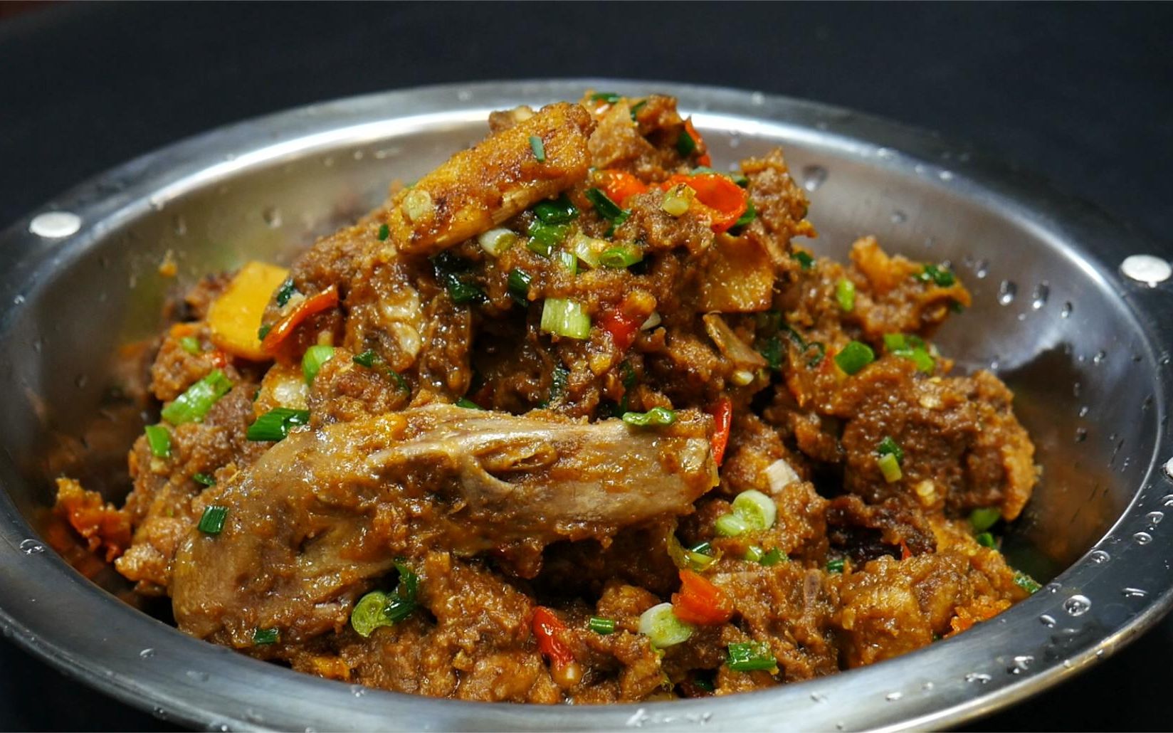 湘菜美食"小炒黄牛肉",简单易学又下饭,配上米粉能吃三大碗