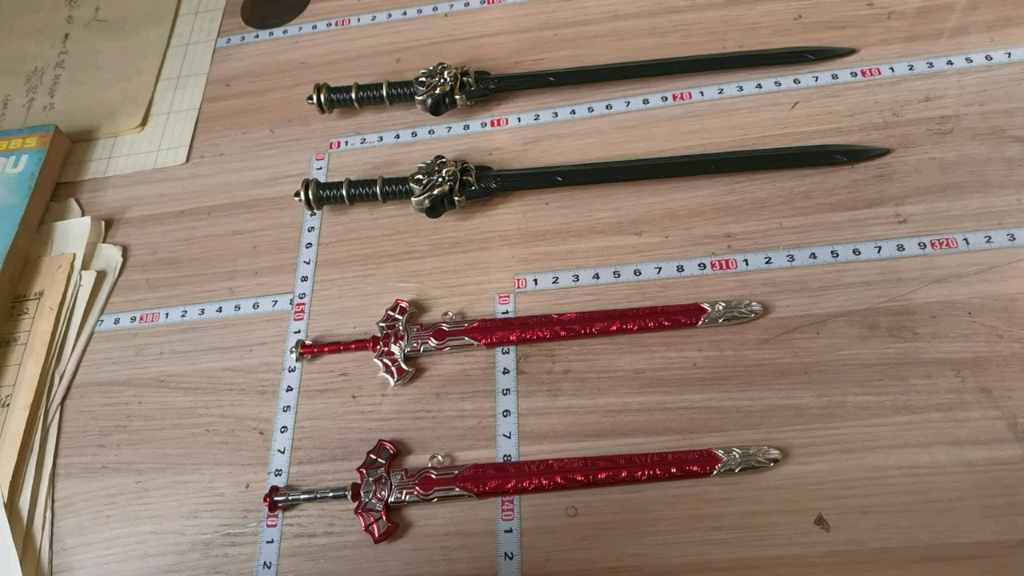 以玄翦韩非血衣侯武器模型来讨论他们的实力