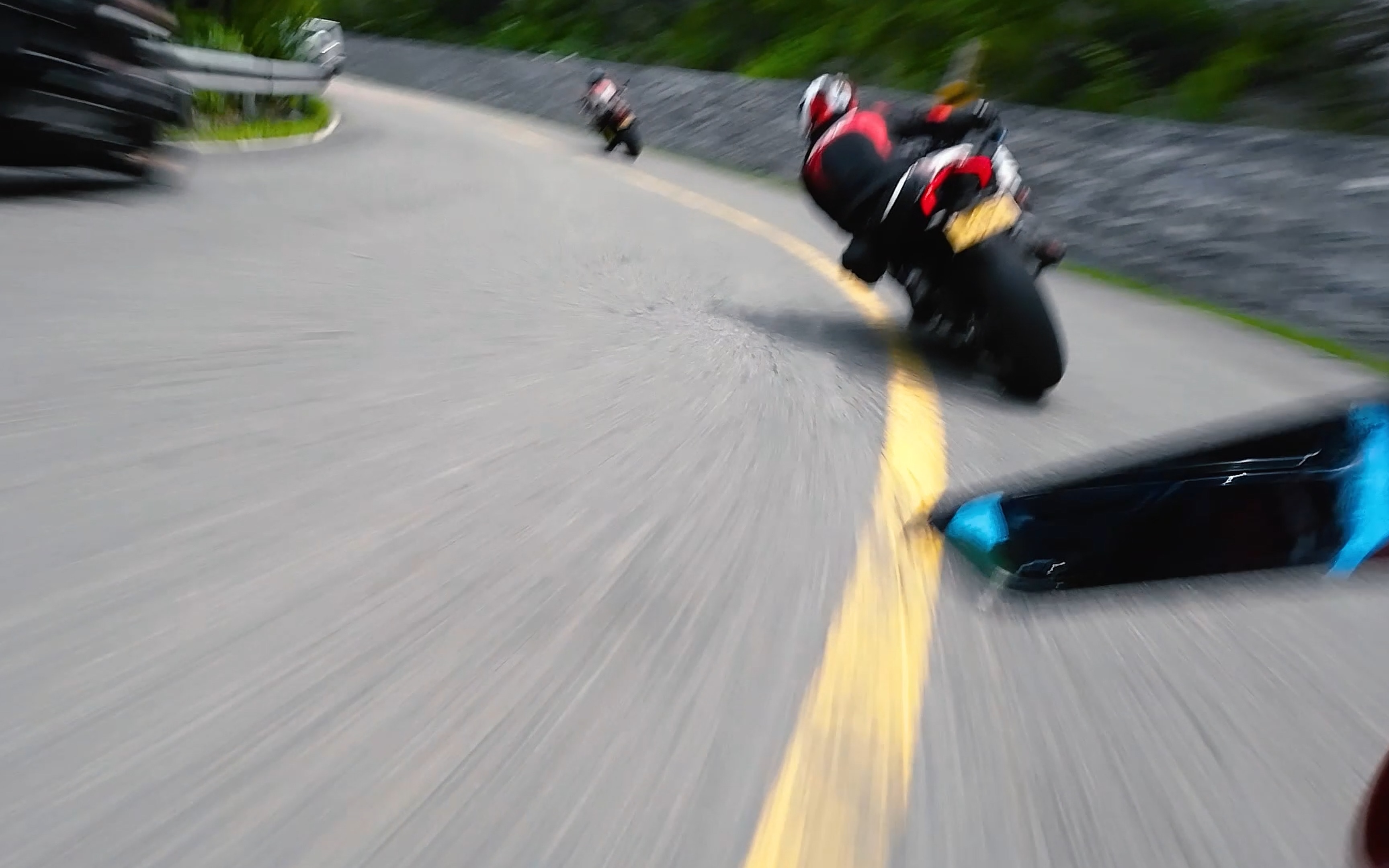 范崎路三人行休闲压弯 杜卡迪v4 v2 春风800nk