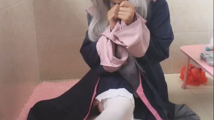 小男娘cos伊雷娜!