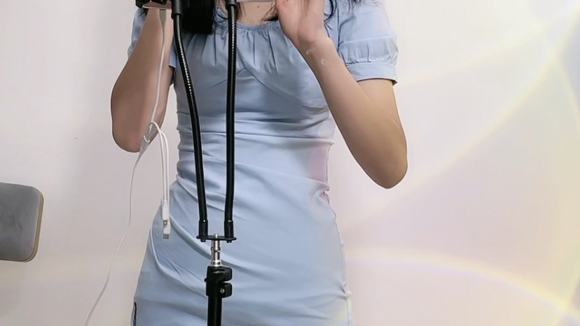 油亮肉丝高跟美腿小姐姐