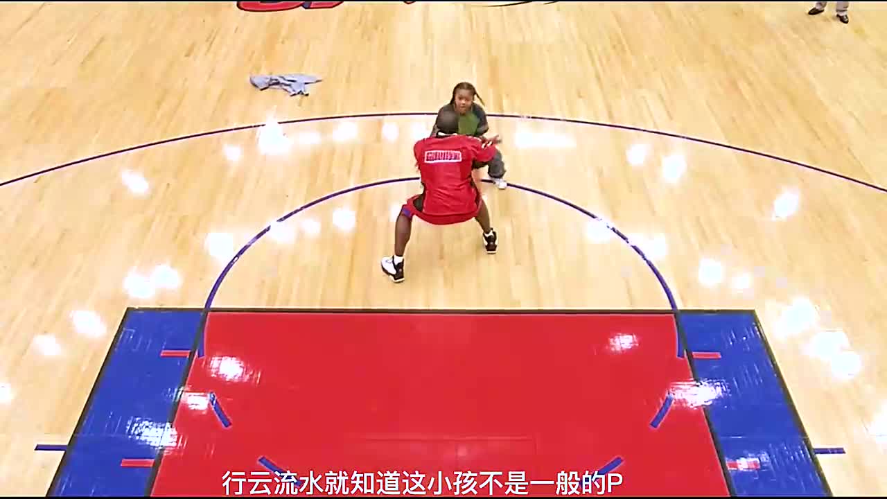 《小鬼魔鞋》一个篮球废才无意间得到球鞋,却成为天才