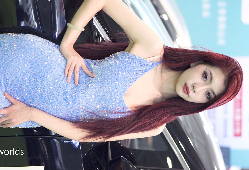 2024深圳改装车展 模特 美女车模 44