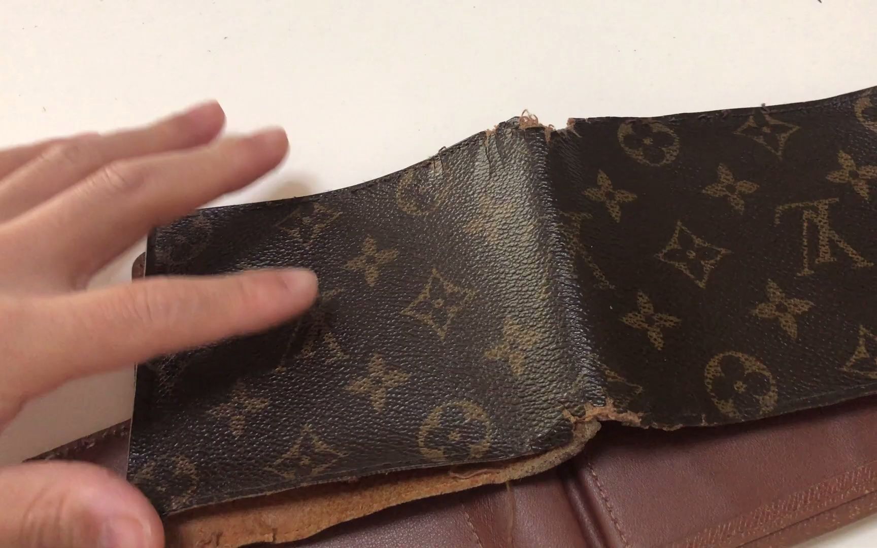 重新制作破损的钱包