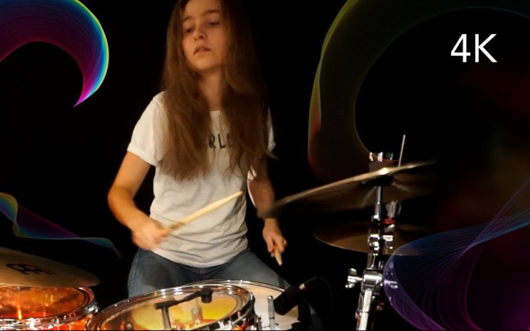 [图]（4K）（油管转载）（cover）当小仙女开始拿起鼓槌的时候 Rainbow In The Dark (Dio); Drum Cover by Sina