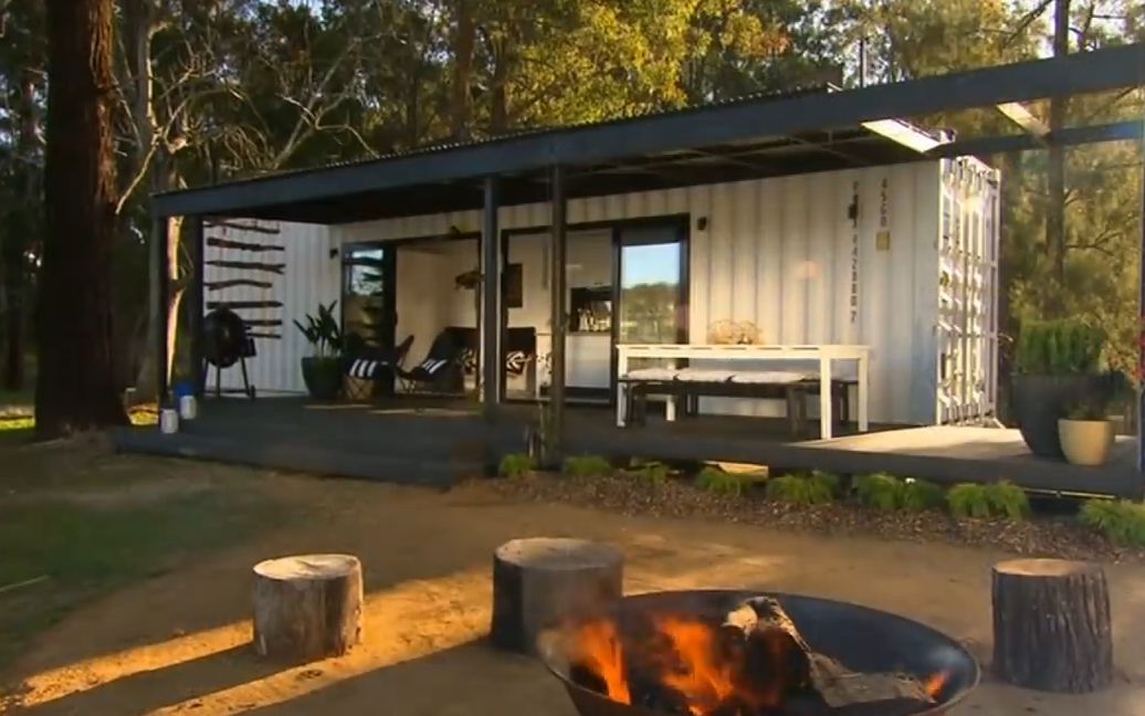 集装箱改装成小房子