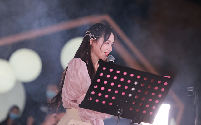 210410 戴羽彤路演-知足,从未,平凡之路,那女孩对我说