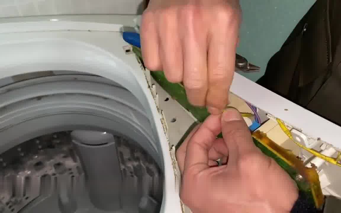 荣事达三洋全自动洗衣机e2.