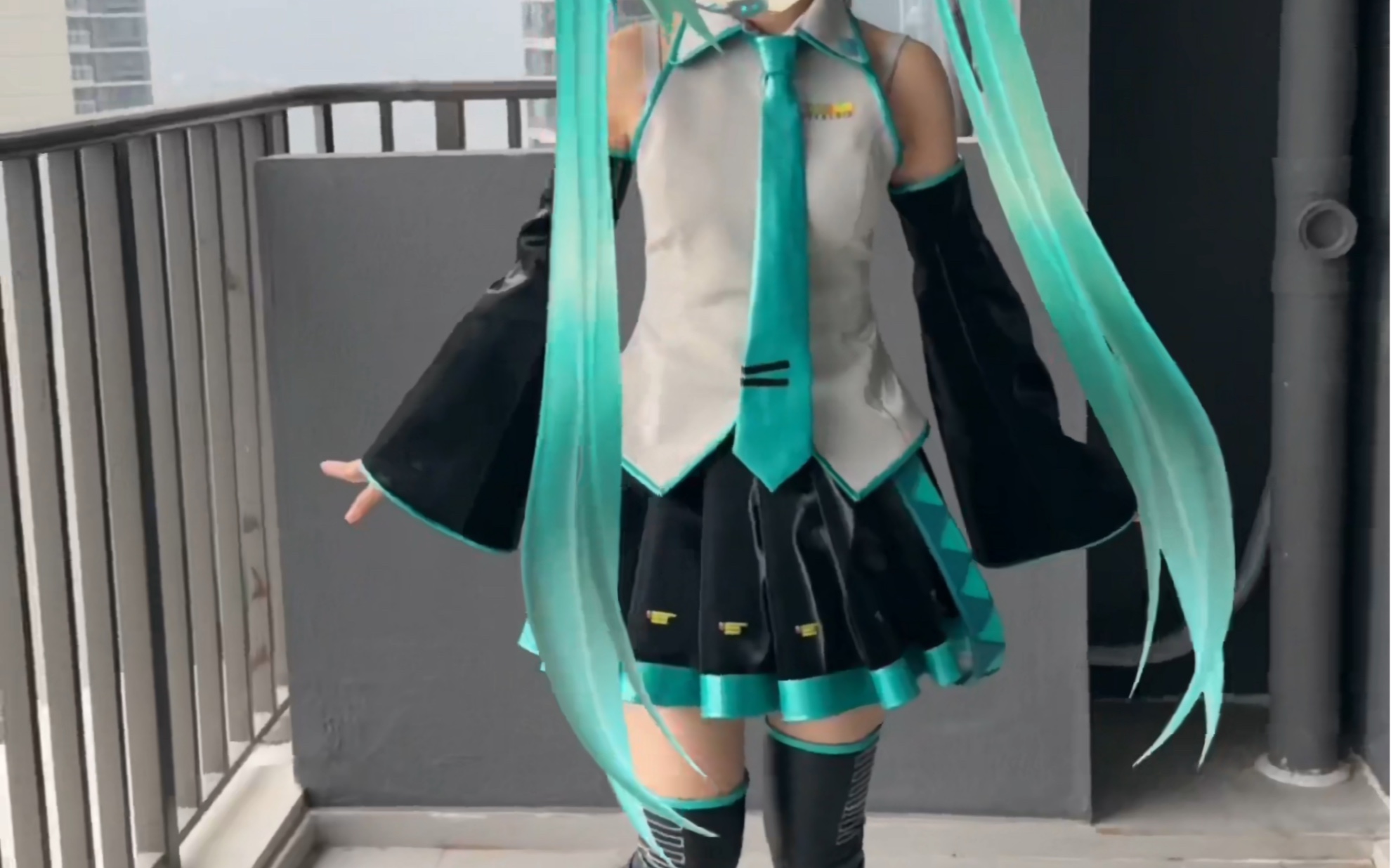 [图]终于收到了 任意幻想家的高定miku