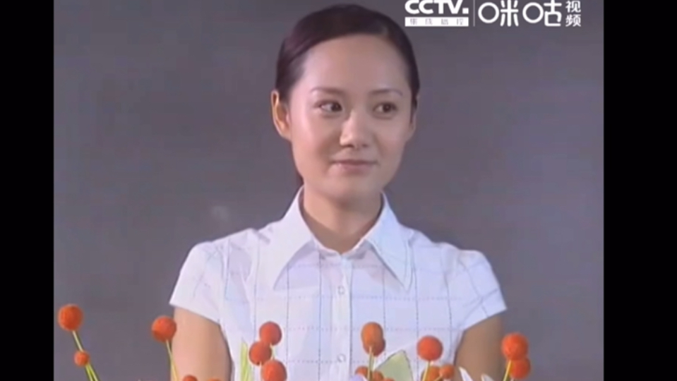 快乐星球 第一部 第二部 第三部 东方老师服装发型36至40集