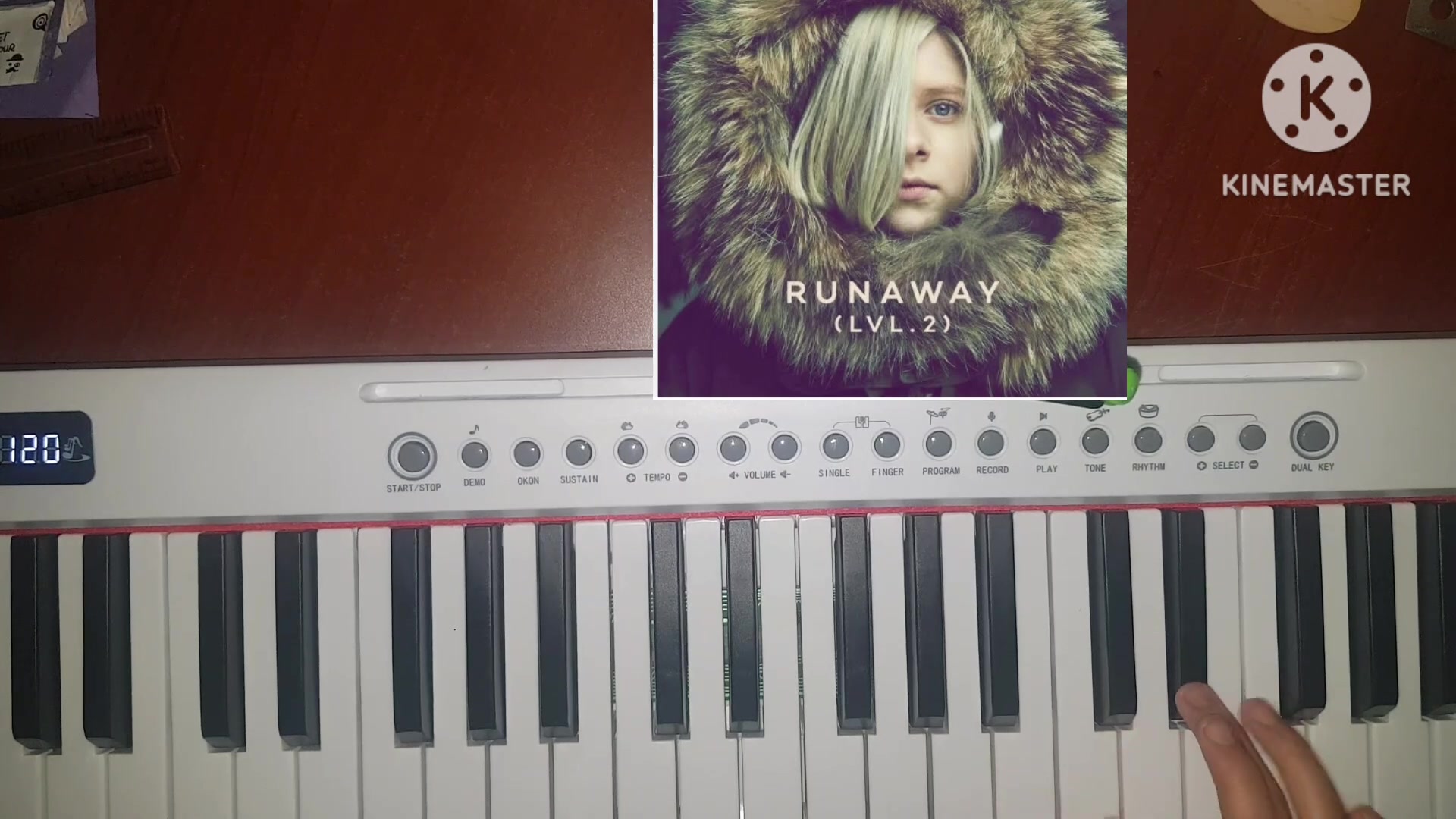 [图]Runaway by Aurora Piano tutorial for beginners.._1732