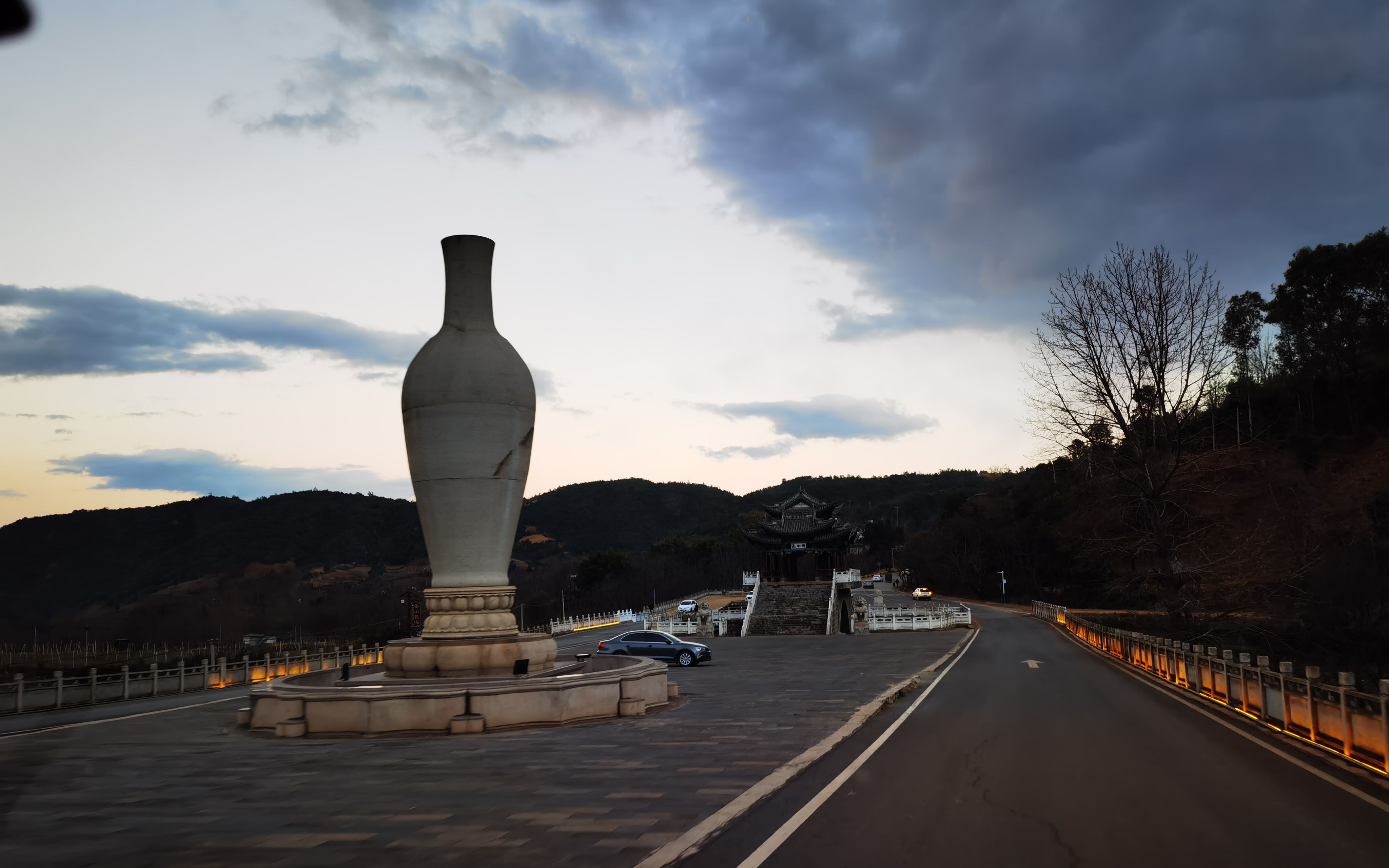 佛国胜地大理鸡足山哔哩哔哩bilibili