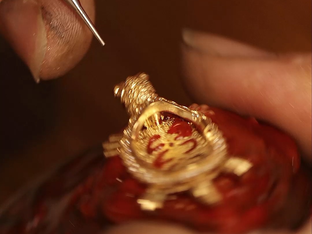 黄金乌龟吊坠珠宝镶嵌工艺制作过程