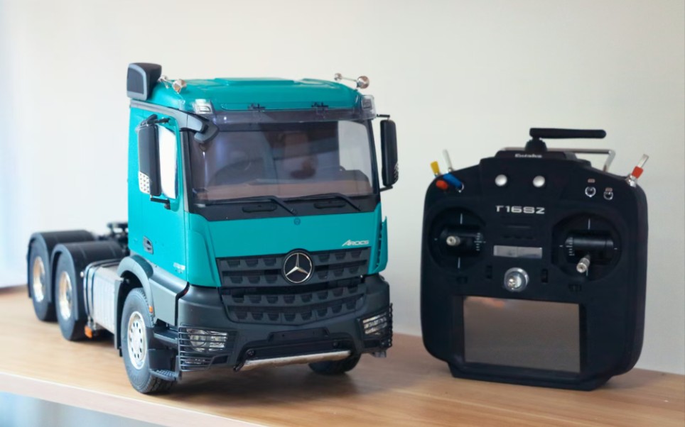 1/14 奔驰arocs 6*4 拖头 田宫3363第一次装拖头