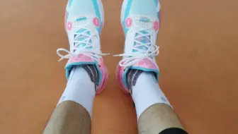 这鞋上脚真的不好看？留下你的鞋码，啊若给你送到家。许愿加lzrnull