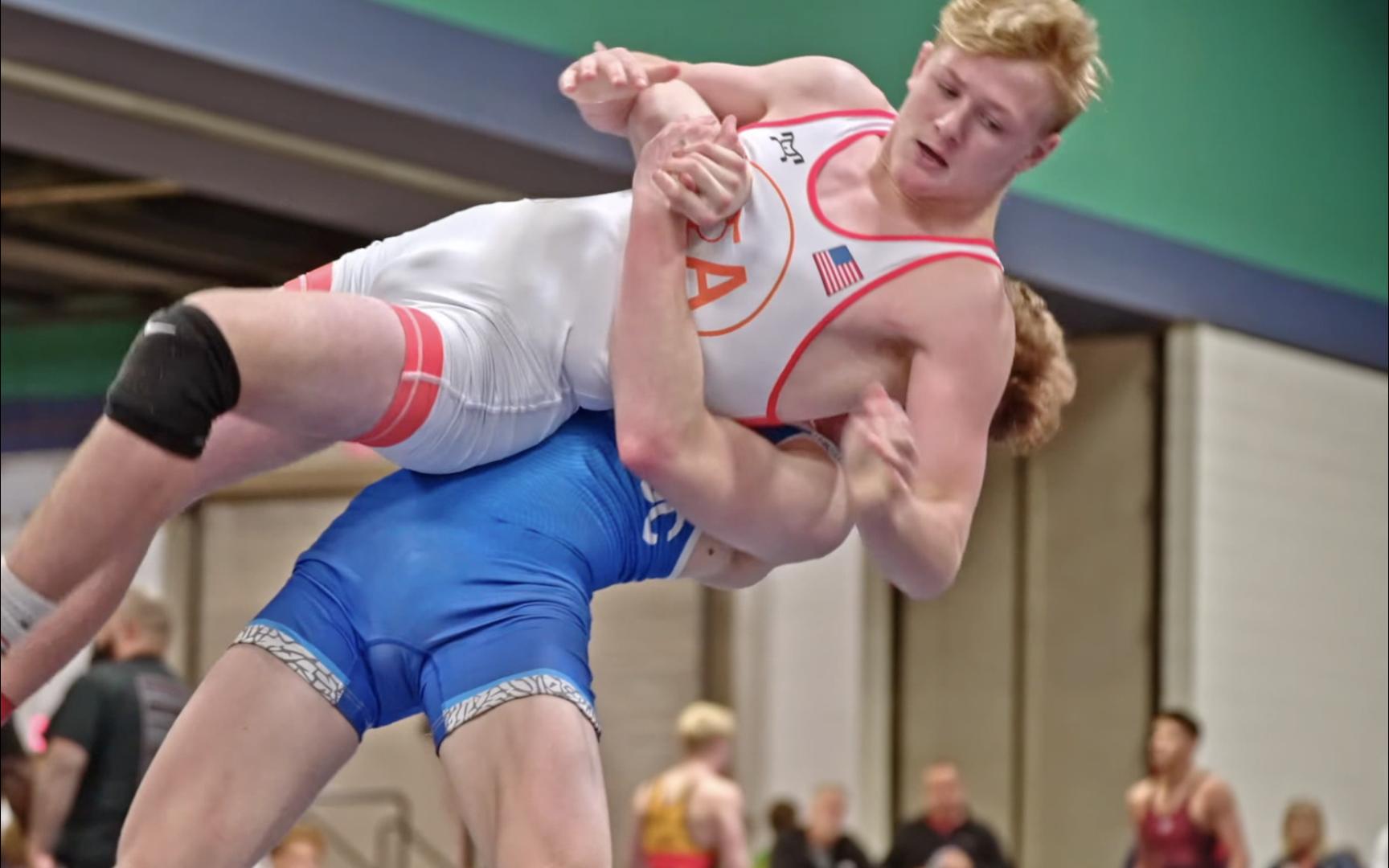 的抱摔 但爆发不足而败 drew pepin vs hayden watson 青年男子摔跤