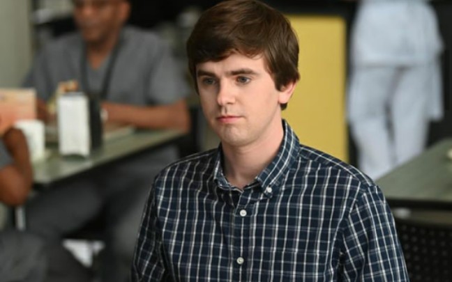 freddiehighmore良醫海默onexcessivebirthdaycelebrationcoronavirus