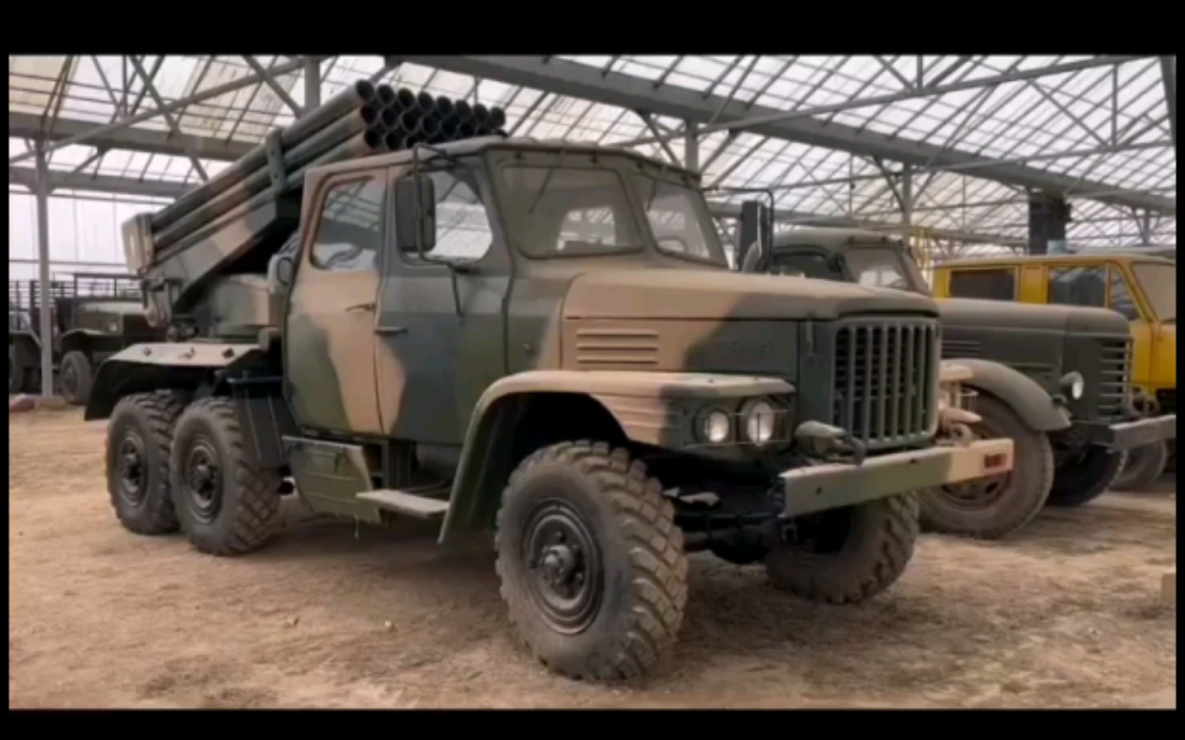 东风eq240火箭车