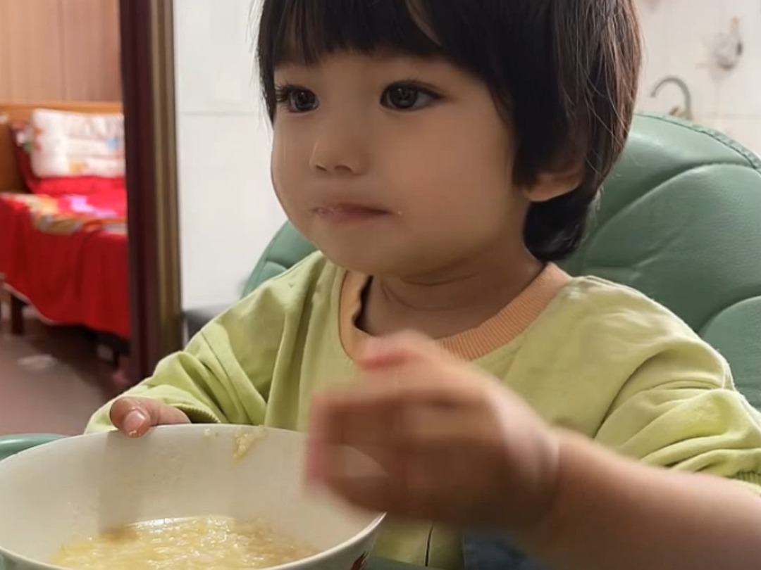 干饭的董事长太可爱了-杨朵duo日常分享-杨朵duo日常分享-哔哩哔哩视频