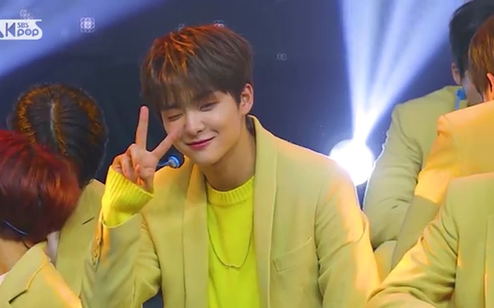 笑容天使-treasure 朴志 