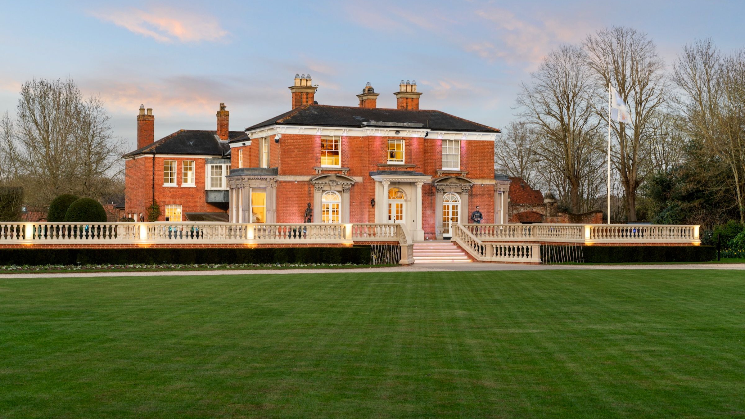 英国伯克郡气度恢弘的传世庄园