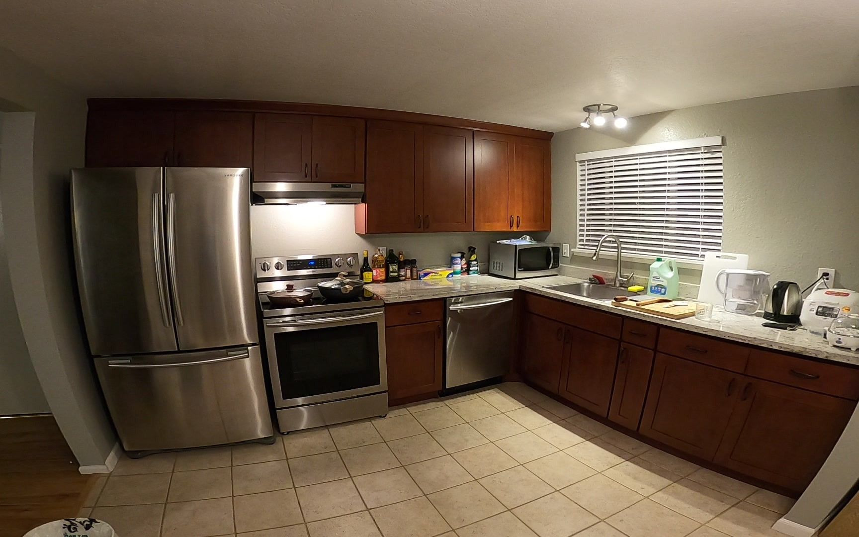 美国普通人家厨房是什么样子的?_哔哩哔哩_bilibili