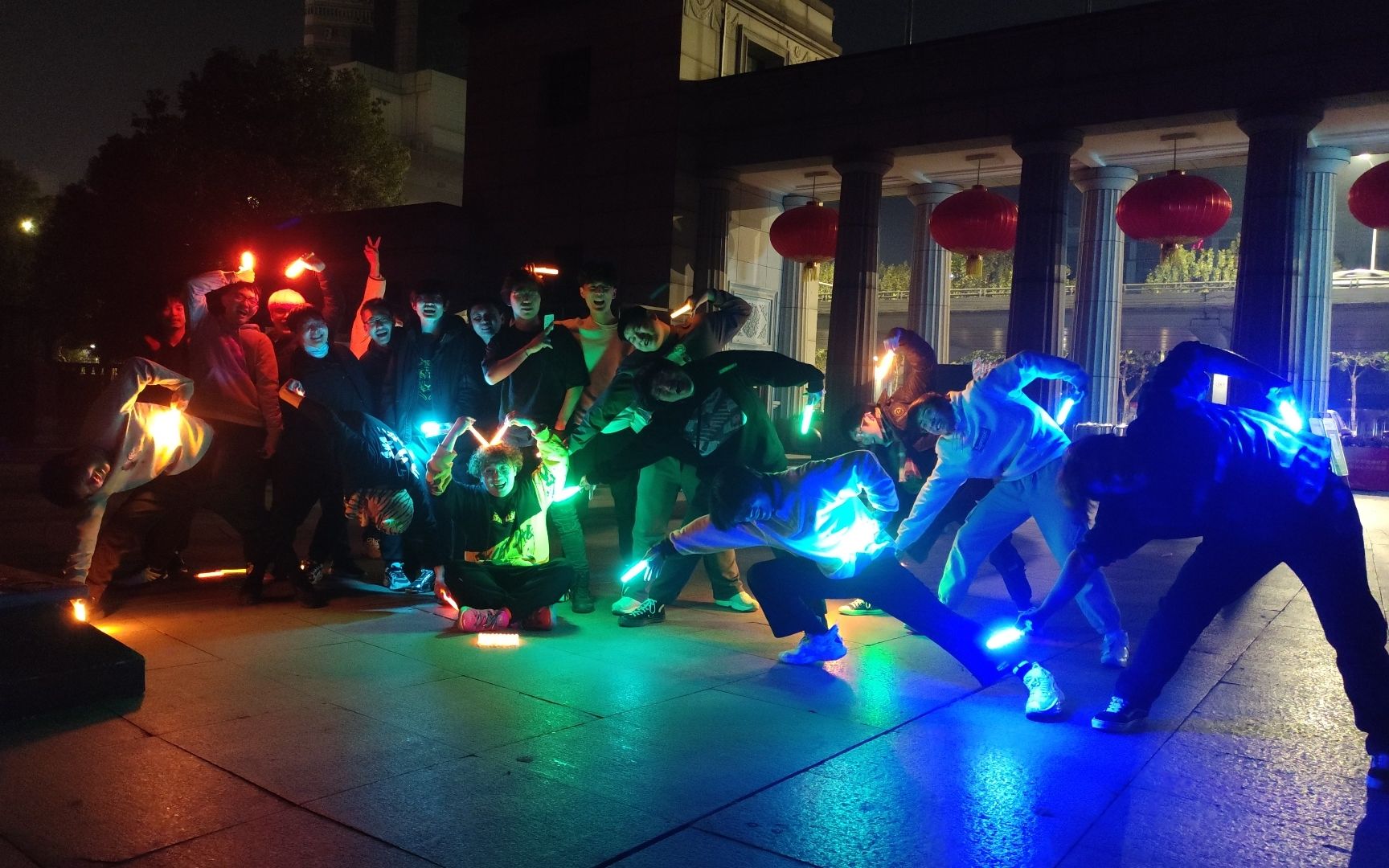 【wota艺】一群光棒猴的跨年夜间多人运动 in 中山公园