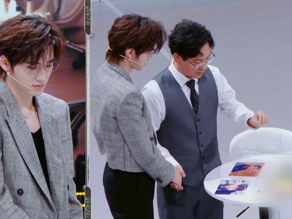 看穿亚轩都用不着心理老师 根本藏不住.