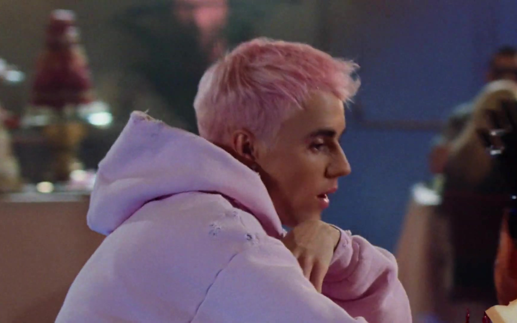 【欧美流行新歌速递】justin bieber - yummy(官方mv 官方歌词版mv)