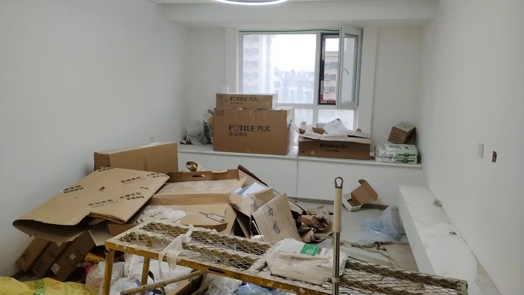 自己清理装修垃圾 又省300块!
