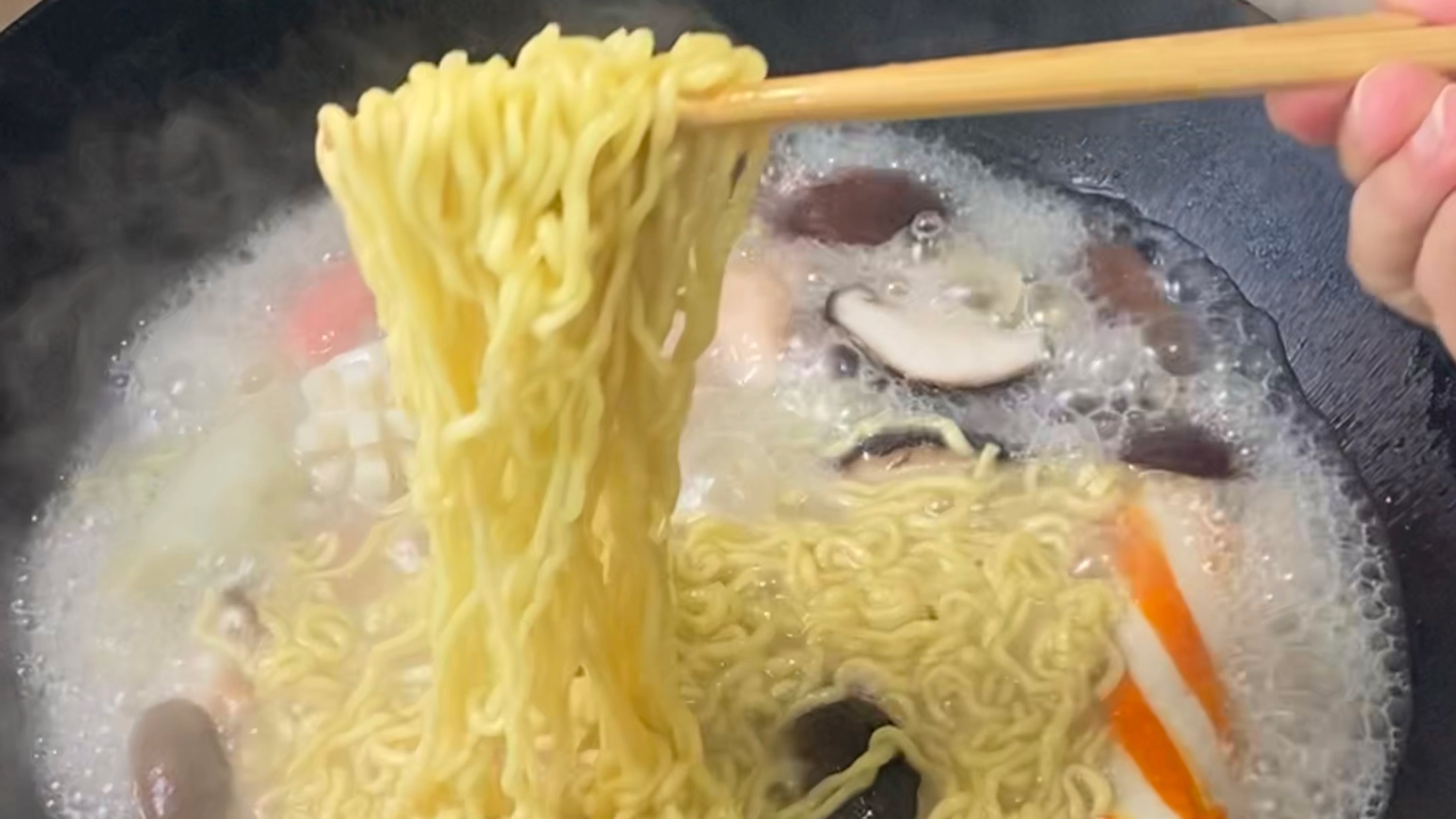 煮一碗泡面开启周末