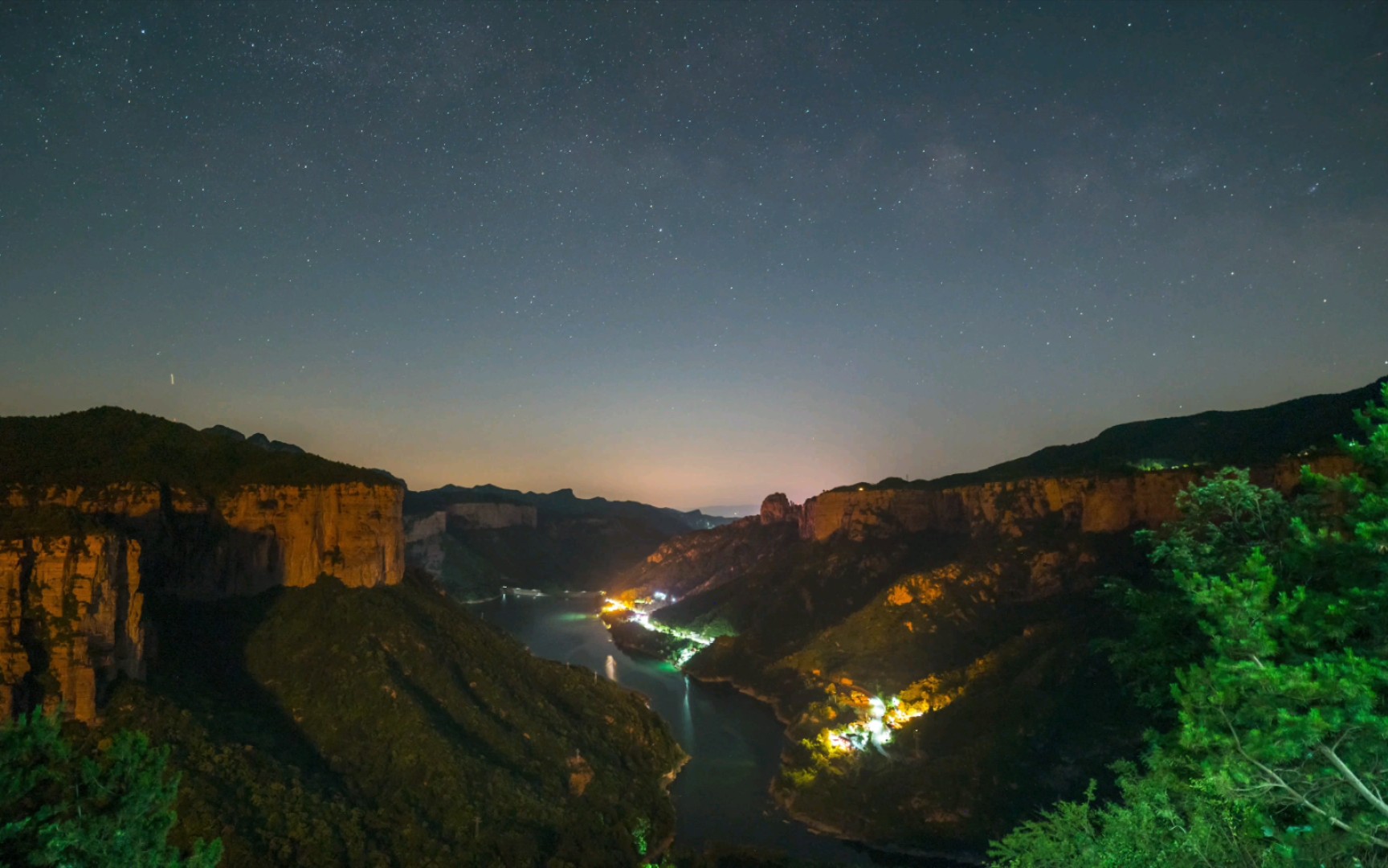 河南新乡齐王寨风景区银河升起哔哩哔哩bilibili