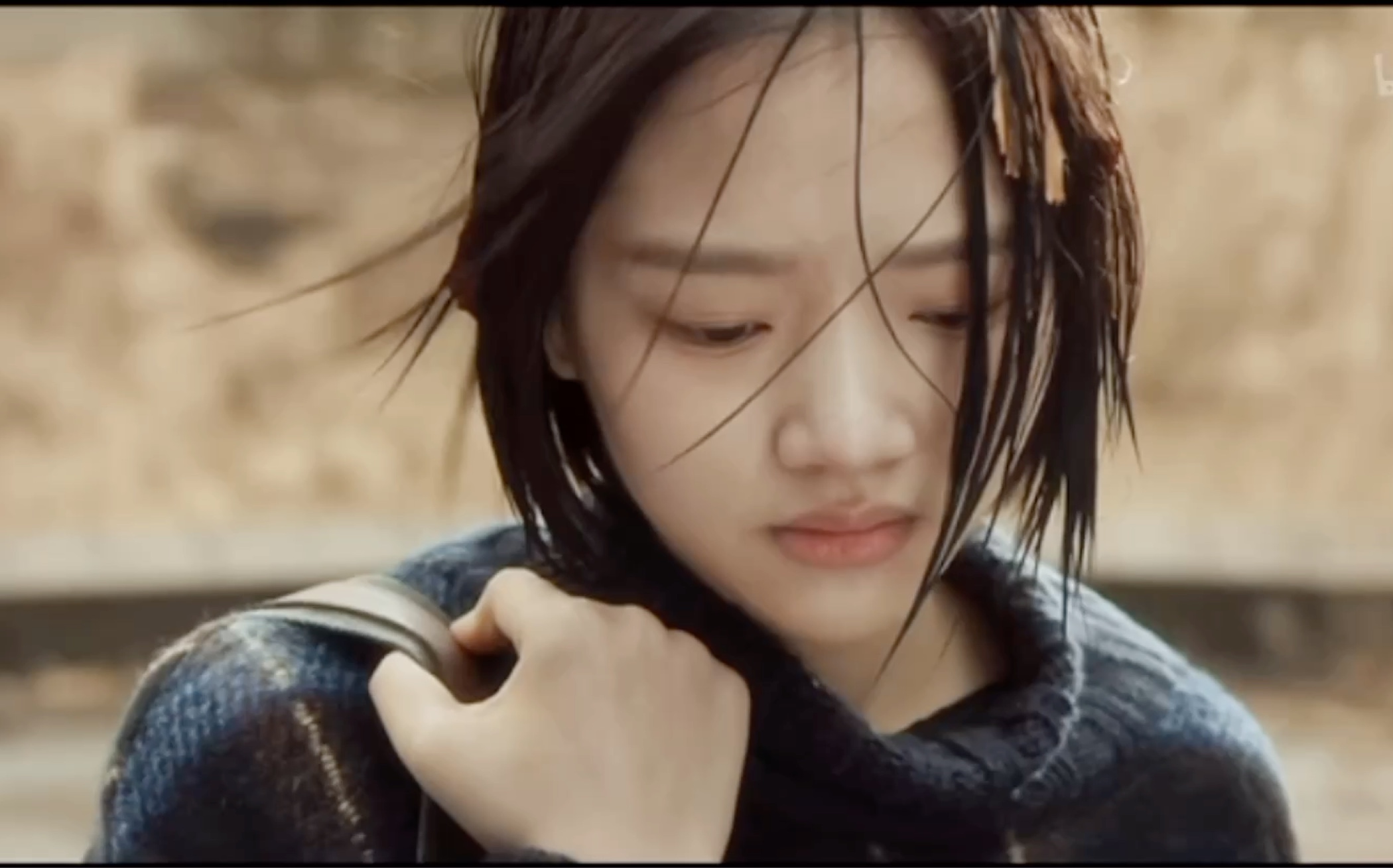 「悲伤逆流成河」青春伤痛文学女主—我青春里的那些疤痕和遗憾