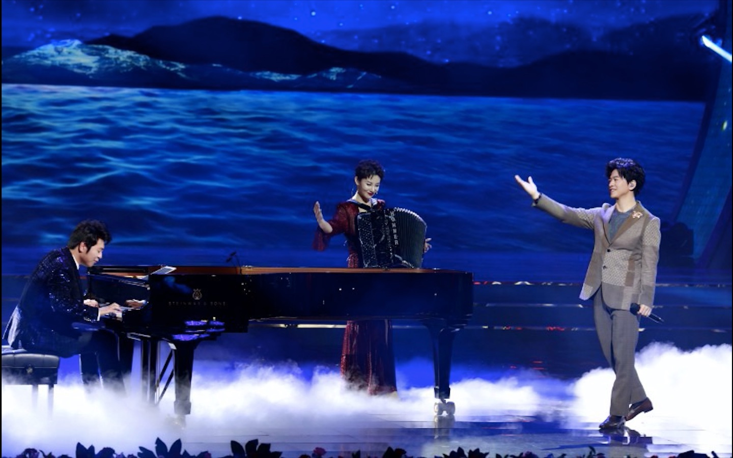 李健和演奏家们合作朗朗杨雪霏