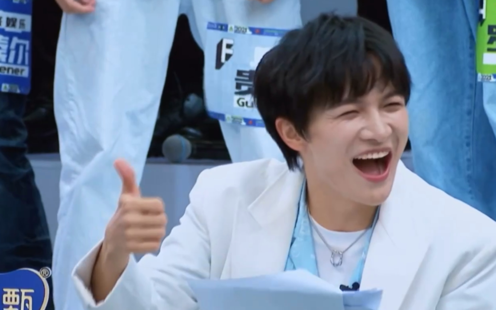 【周深】当周甜甜(小白粥)参加创4表演时-每个人都会喊出一句自己心里