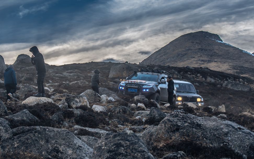 【神奇对咸鱼】穿越格聂c线预告