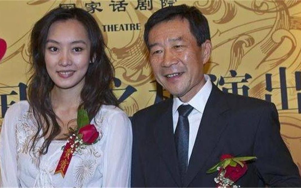 李雪健的老婆,原来就是我们都很熟悉的演员,相爱36年无绯闻哔哩哔哩bilibili