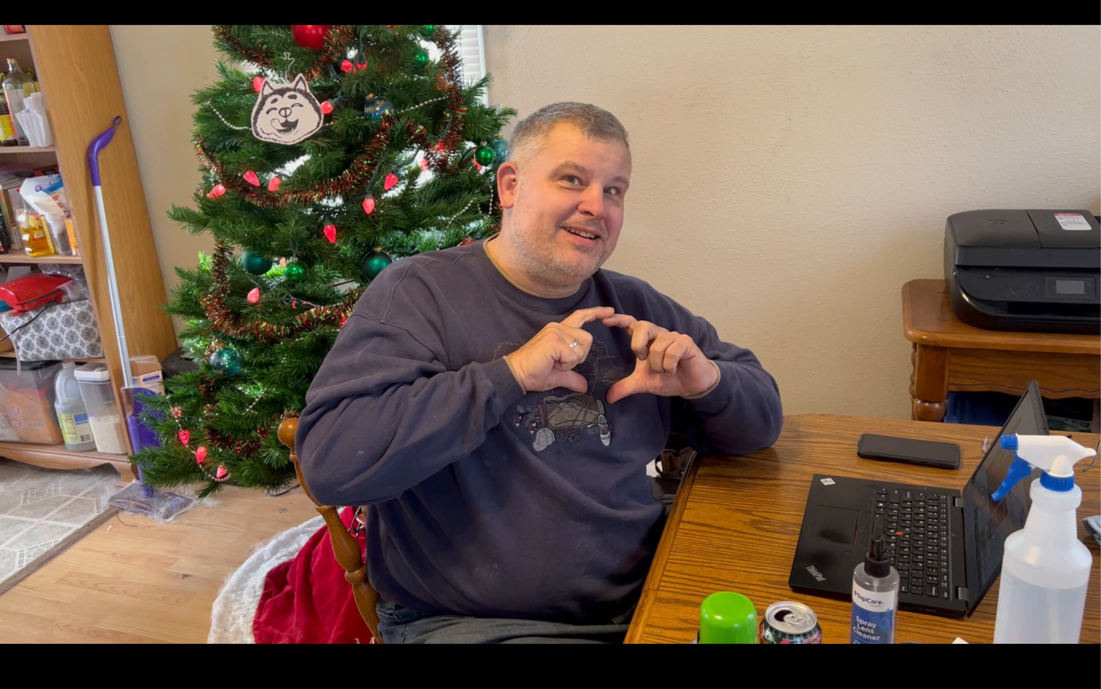 夫夫vlog:肌肉熊爹比心卖萌