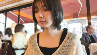 Download Video: 【夏之风铃】櫻坂46  8单特典 趁着在海外开live 悠哉地拍了些! 巴黎篇 藤吉夏铃部分CUT