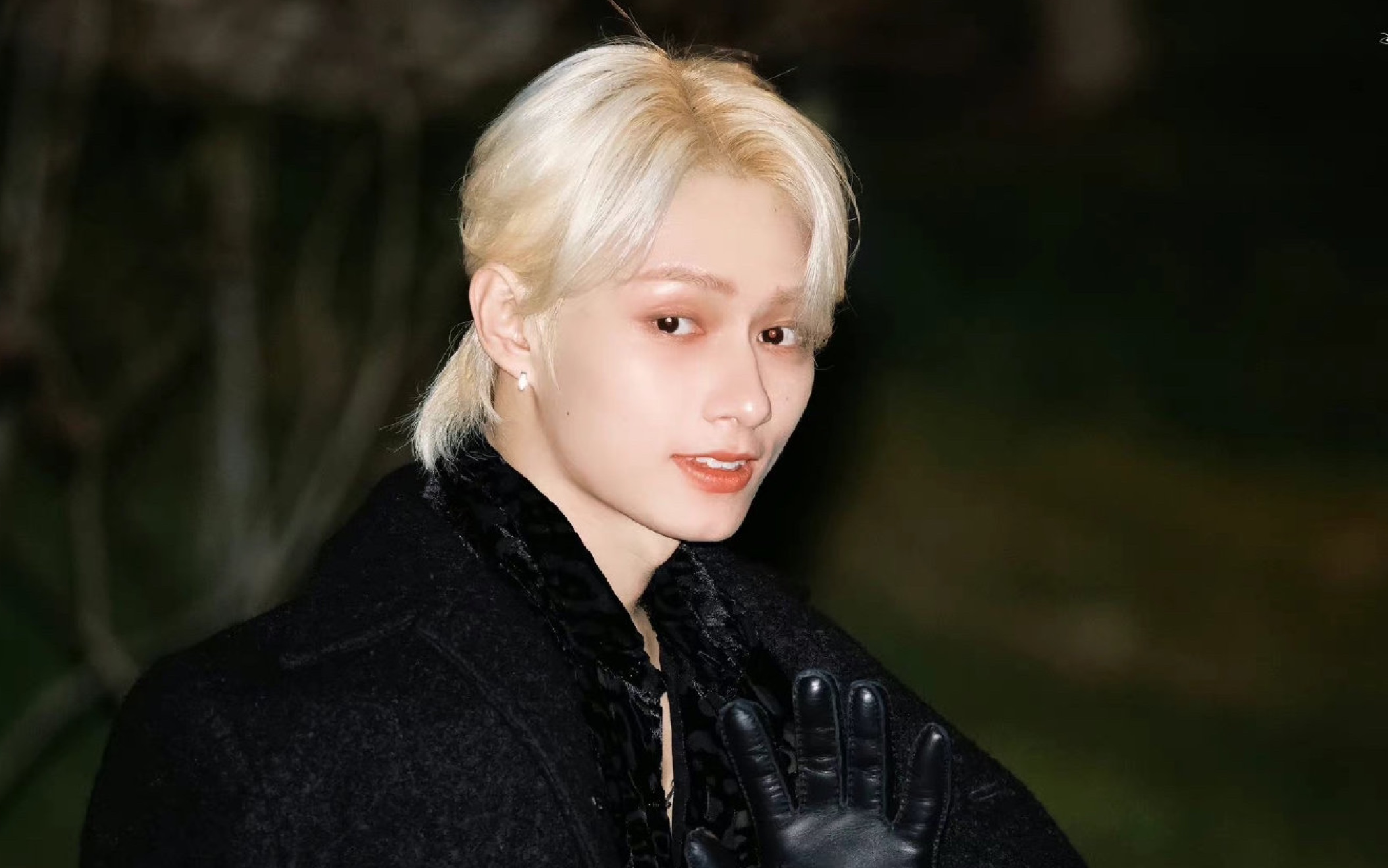 白金发色看秀场简直是不管别人死活的美|文俊辉