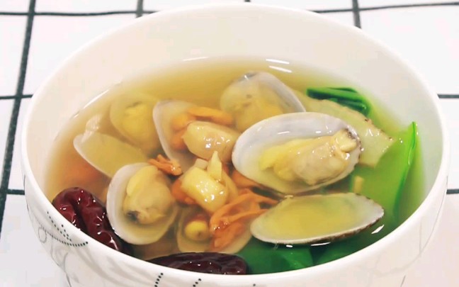 干贝花甲滋补汤,美味又滋补,方便制作.