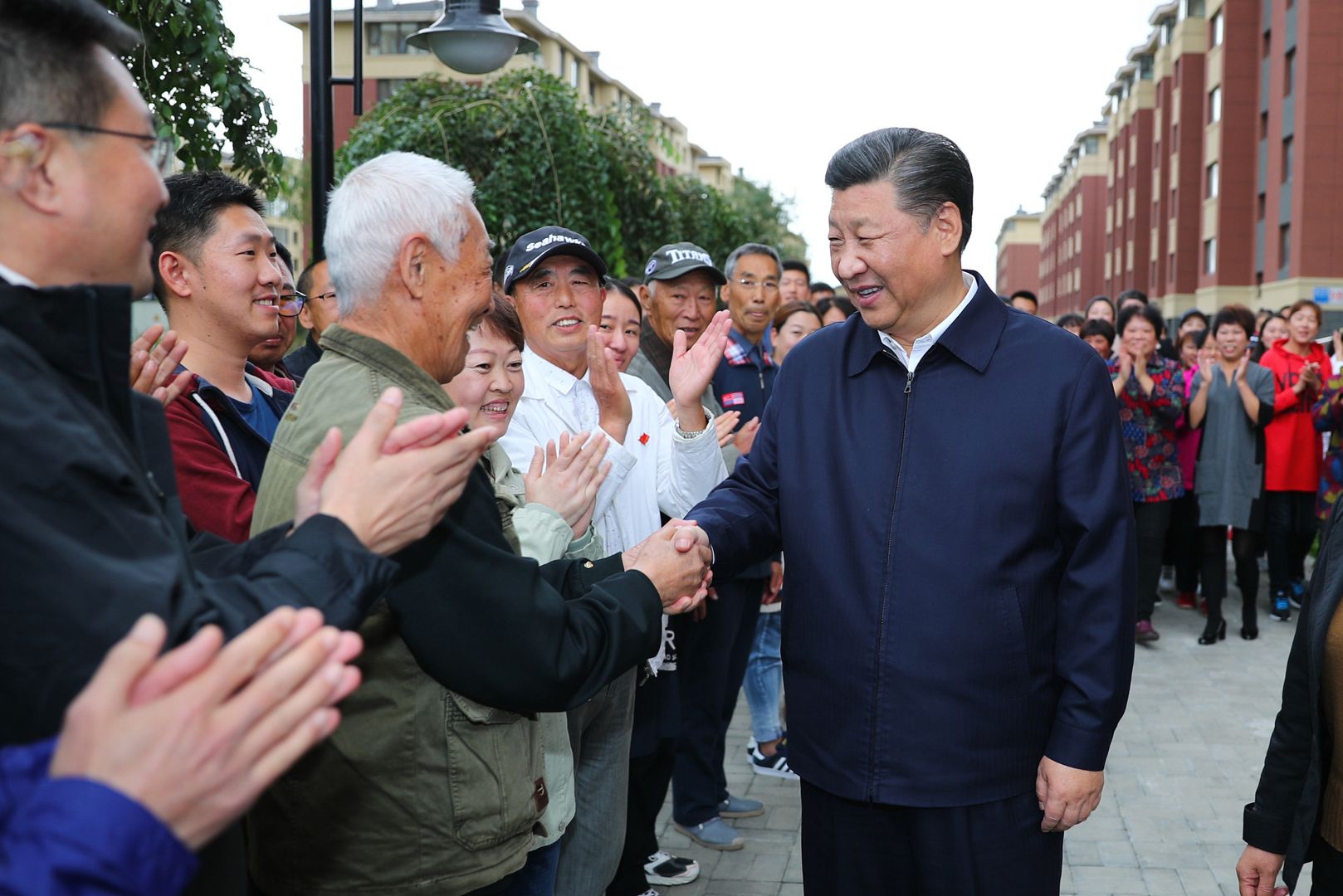 习语 |“让老百姓过上更加幸福的生活”哔哩哔哩bilibili