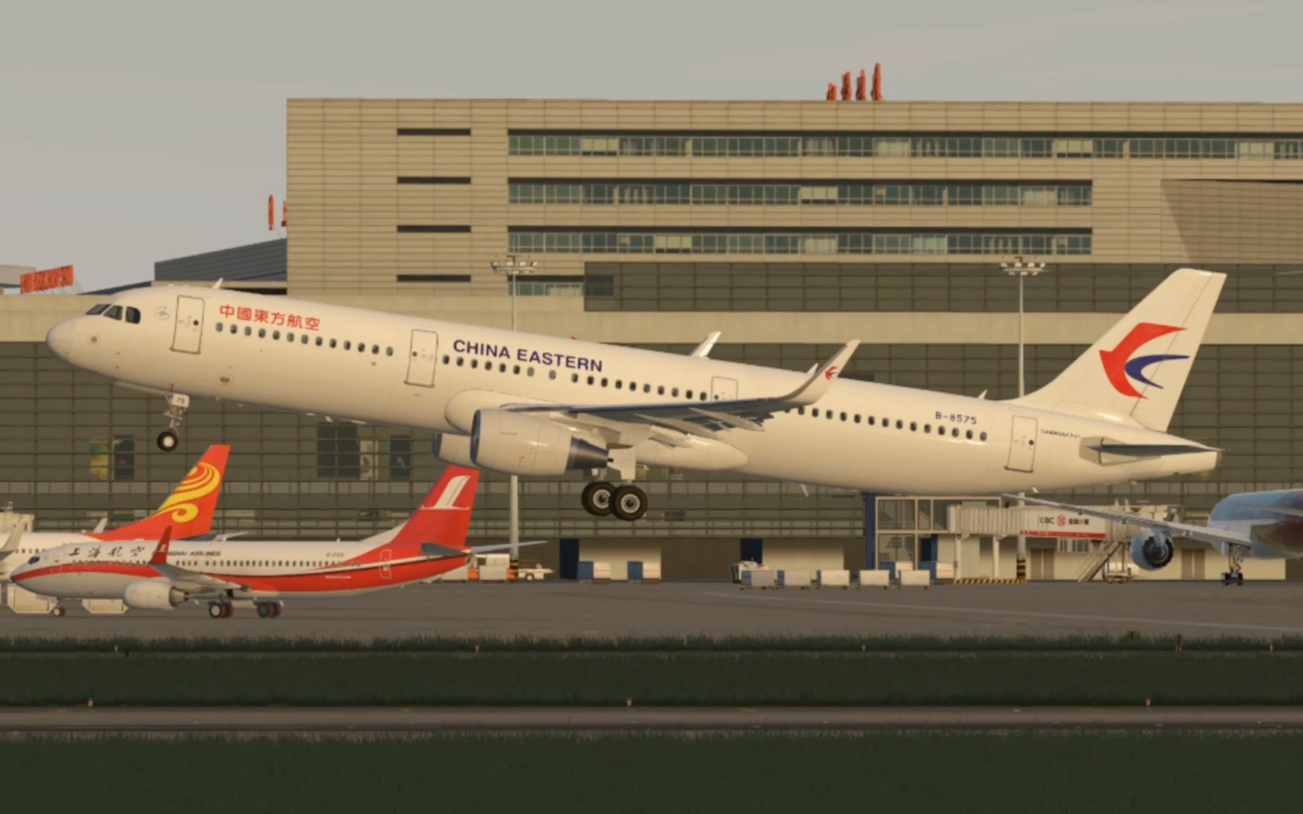 霞光万道 中国东方航空a321-211上海虹桥国际机场起飞