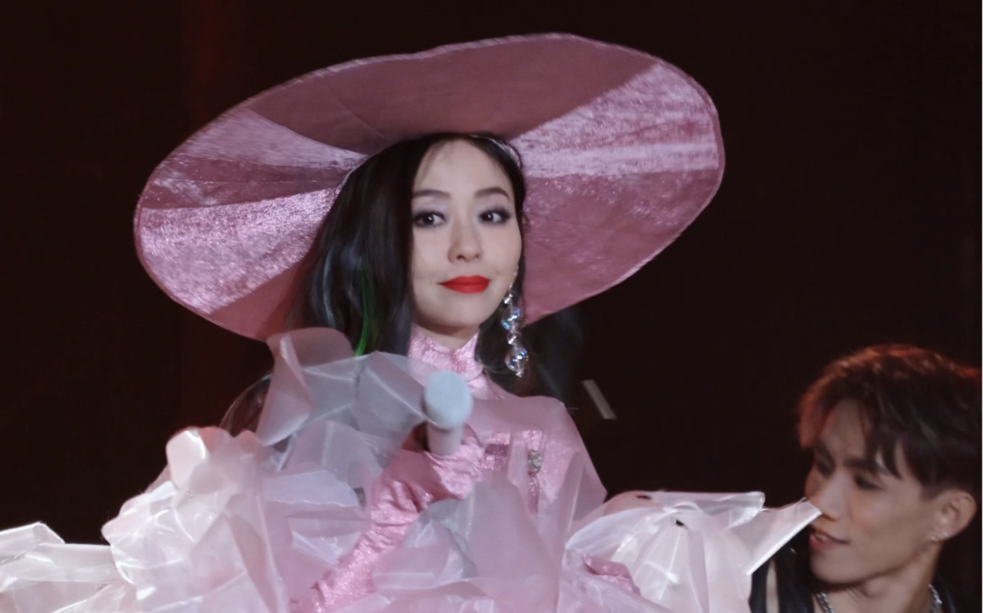 张靓颖《永远》长沙站高清直拍 粉海豚 虾片女王