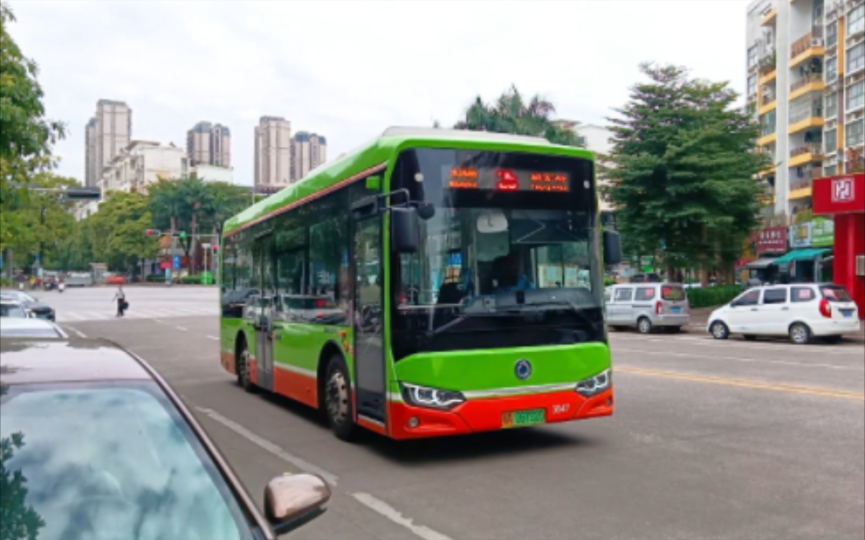 【偶遇广西申龙3847号样板车】【仅此一台】南宁邕城公交25路车【阳光