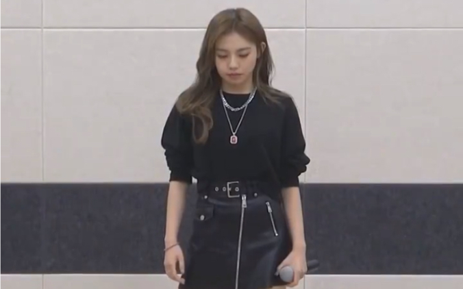 青春有你第二季选手魏辰yg中国部北京练习室rap片段翻唱