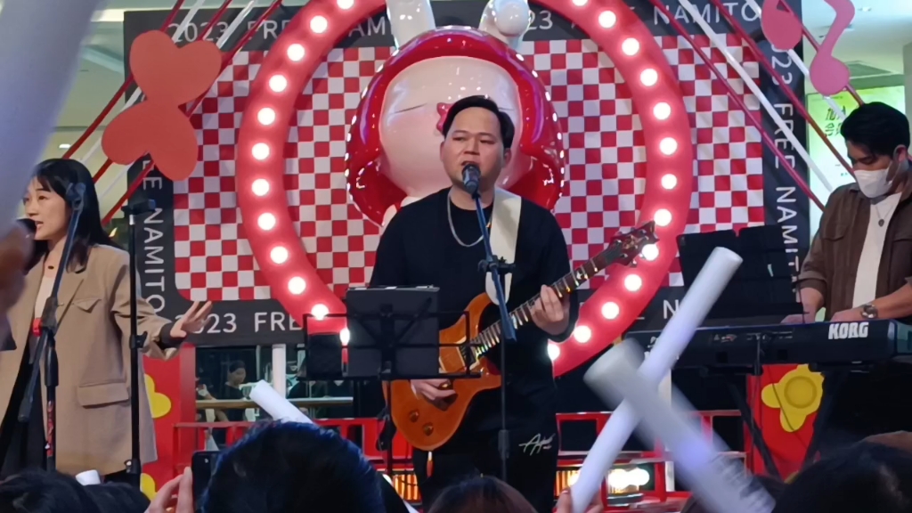 《情人》2023.2.11广州天河万科广场九派乐队爱莎演唱